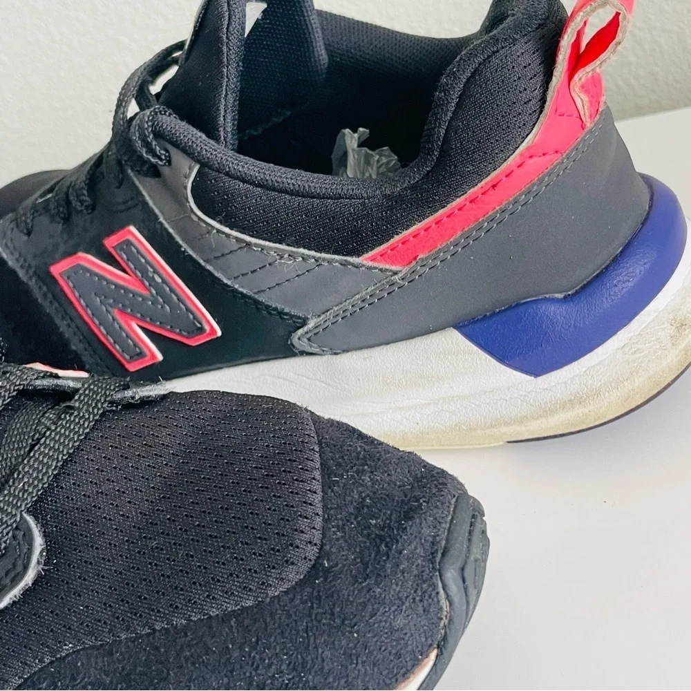 New Balance 009 women size 7
